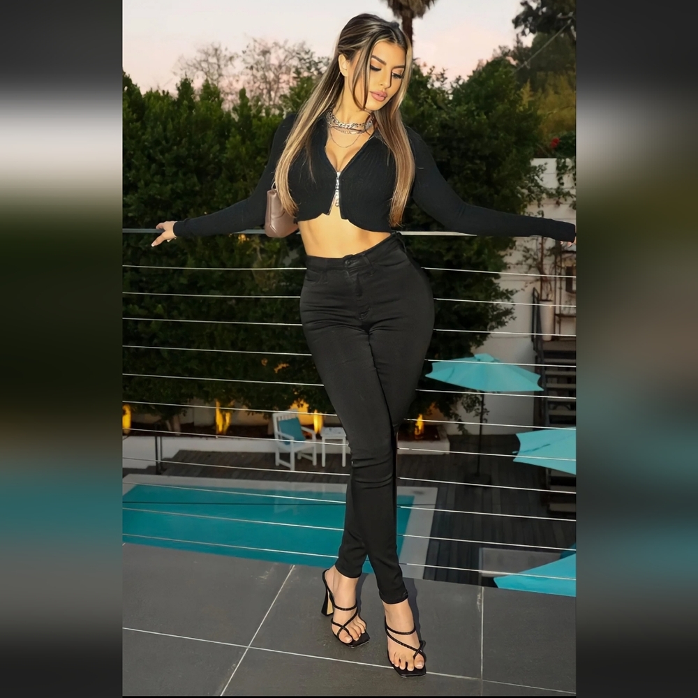 Eva Super Soft Curvy Skinny Jeans